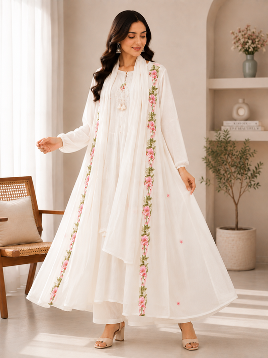 White Floral Embroidered Fork-Style 3-Piece Suit